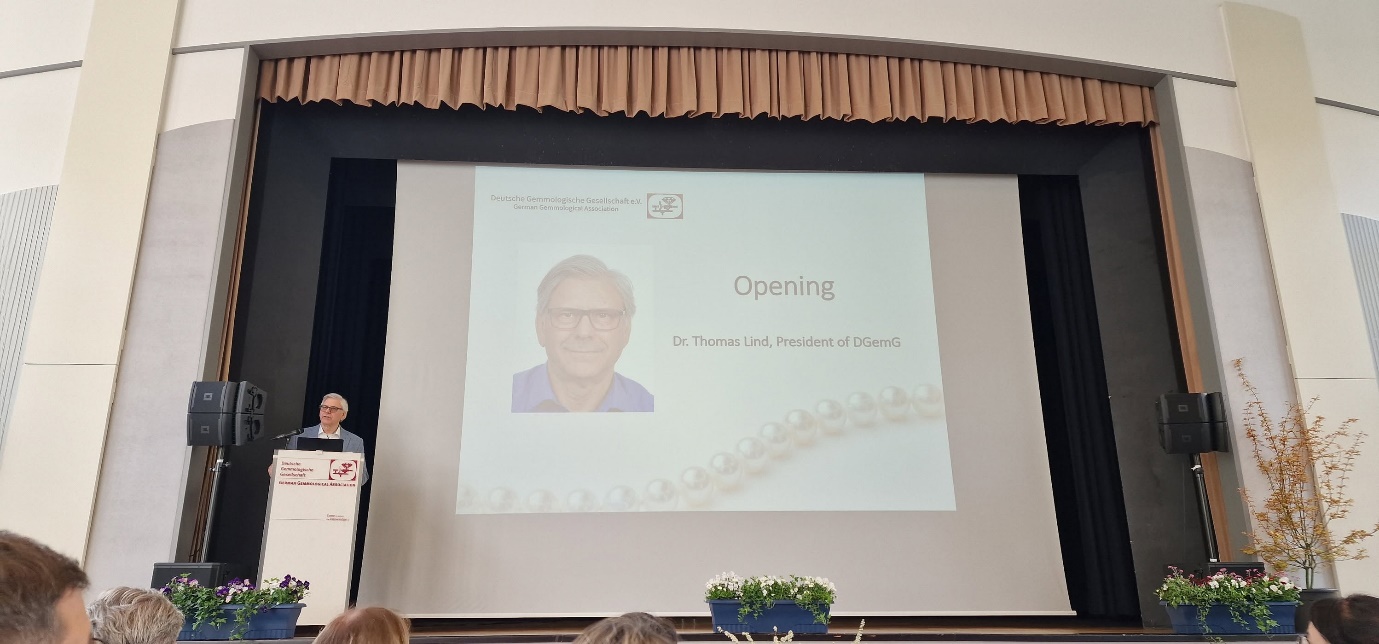 ALGT Attends Pearl Conference in Idar-Oberstein to Follow the Latest Advances in Pearl Identification